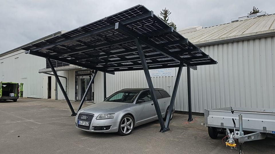 Doppel Solar PV Carport 8kWp - inklusive 18 Jolywood 440W PV Modulen